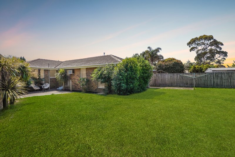 Photo - 4 Matthews Place, Dandenong North VIC 3175 - Image 13