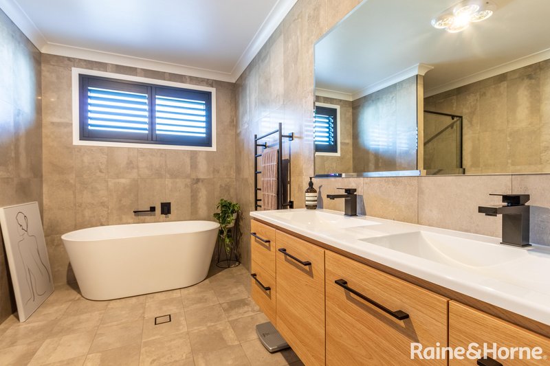 Photo - 4 Matthews Street, Windradyne NSW 2795 - Image 4