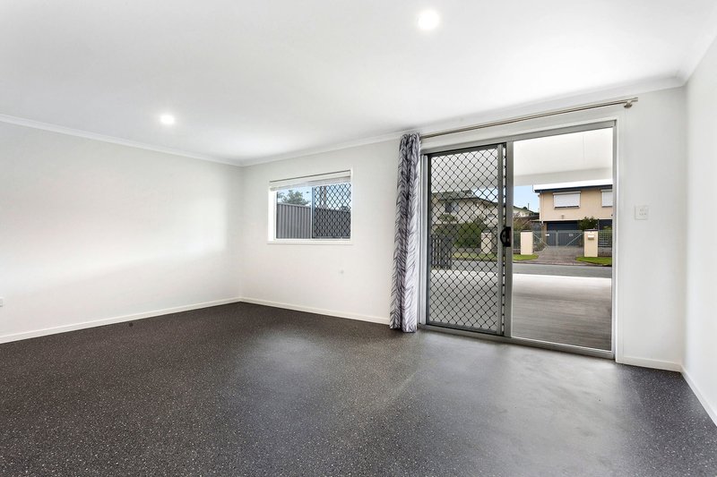 Photo - 4 Maud Street, Albany Creek QLD 4035 - Image 12