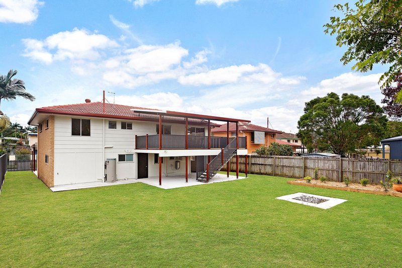 Photo - 4 Maud Street, Albany Creek QLD 4035 - Image 15