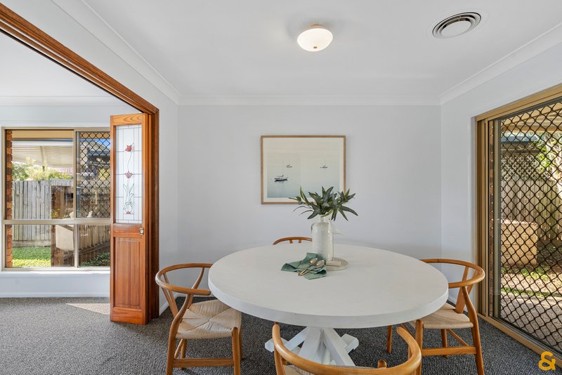 Photo - 4 Maxwell Place, Wynnum West QLD 4178 - Image 7