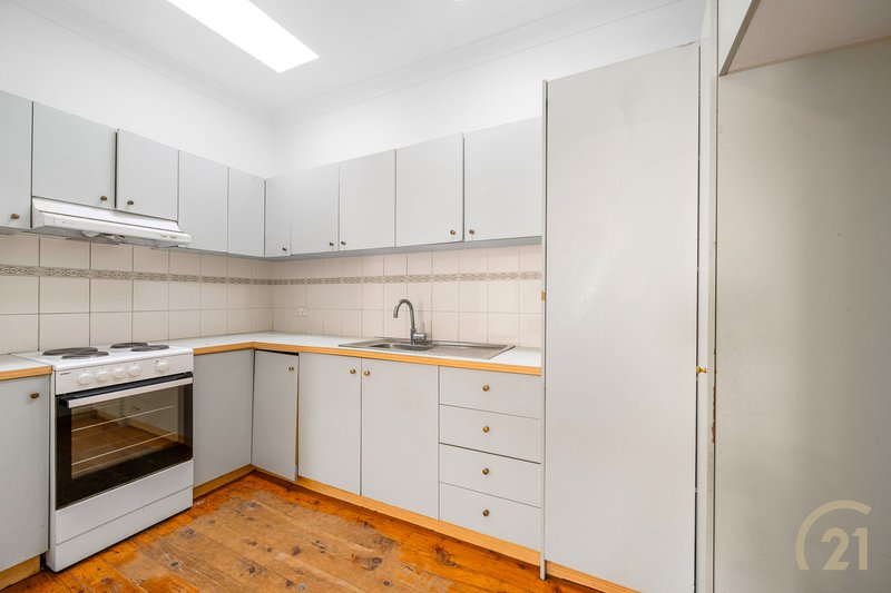 Photo - 4 May Street, Fairfield NSW 2165 - Image 4