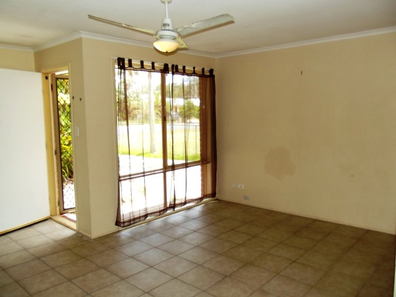 Photo - 4 May Street, Godwin Beach QLD 4511 - Image 9