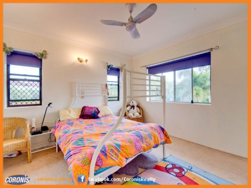 Photo - 4 Mccallum Street, Carseldine QLD 4034 - Image 11