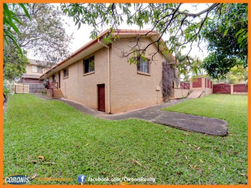 Photo - 4 Mccallum Street, Carseldine QLD 4034 - Image 13