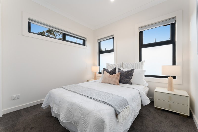 Photo - 4 Mcgowans Lane, Burwood VIC 3125 - Image 10