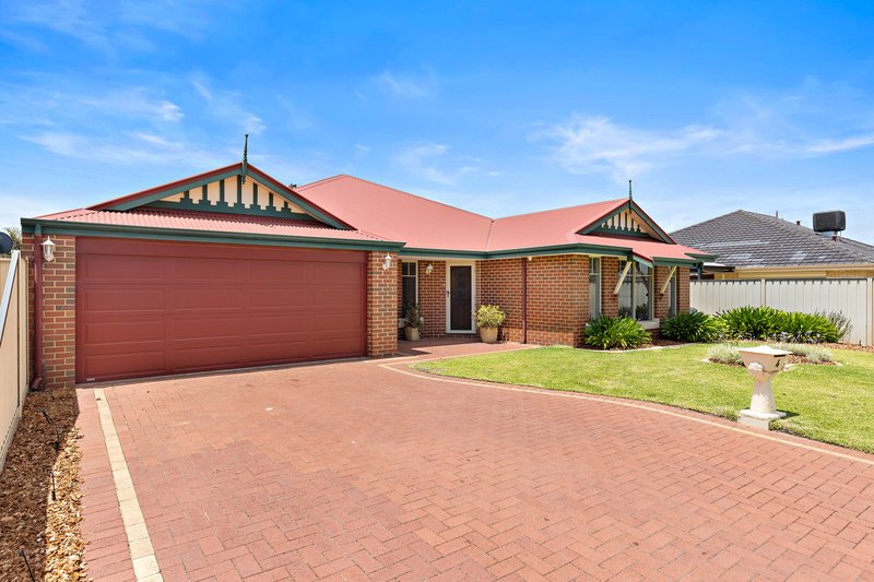 Photo - 4 Mcguiness Turn, Wattle Grove WA 6107 - Image 3