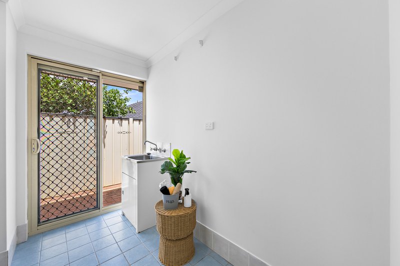 Photo - 4 Mcguiness Turn, Wattle Grove WA 6107 - Image 30