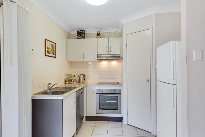 Photo - 4 Mckay Court, Bray Park QLD 4500 - Image 12