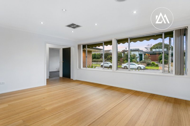 Photo - 4 Mckenzie Way, Langwarrin VIC 3910 - Image 5