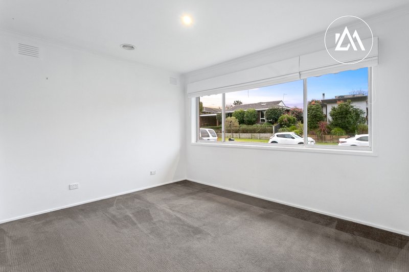 Photo - 4 Mckenzie Way, Langwarrin VIC 3910 - Image 12