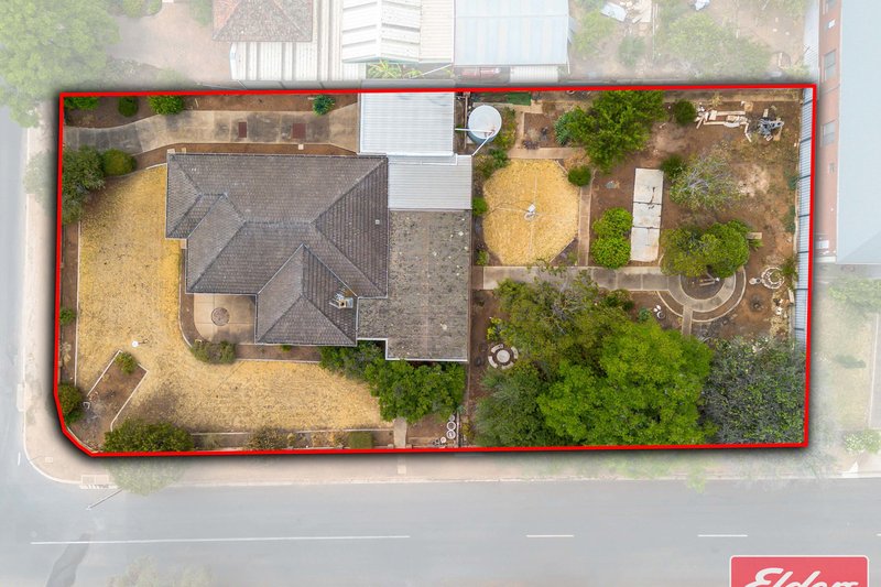 Photo - 4 Mckinlay Avenue, Gawler East SA 5118 - Image 2