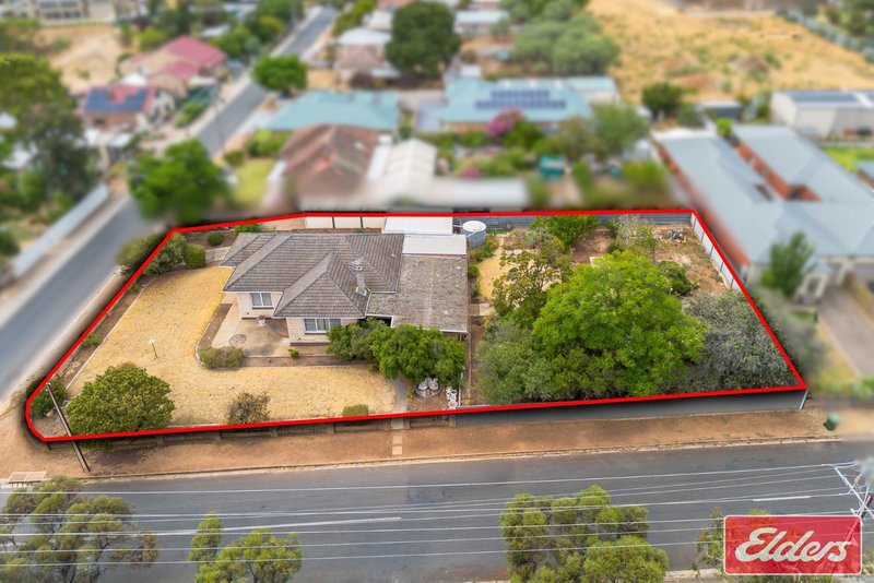 Photo - 4 Mckinlay Avenue, Gawler East SA 5118 - Image 3