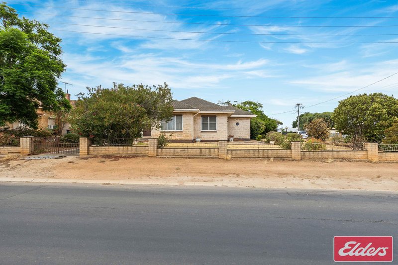 Photo - 4 Mckinlay Avenue, Gawler East SA 5118 - Image 6