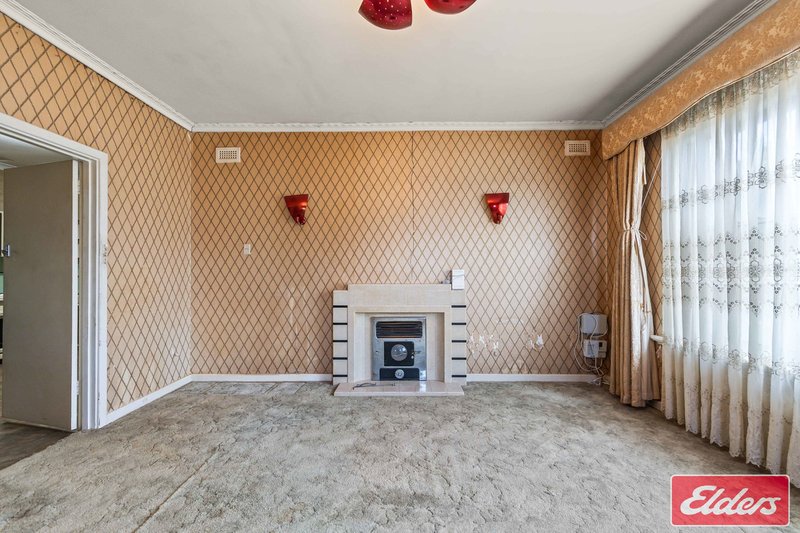 Photo - 4 Mckinlay Avenue, Gawler East SA 5118 - Image 11