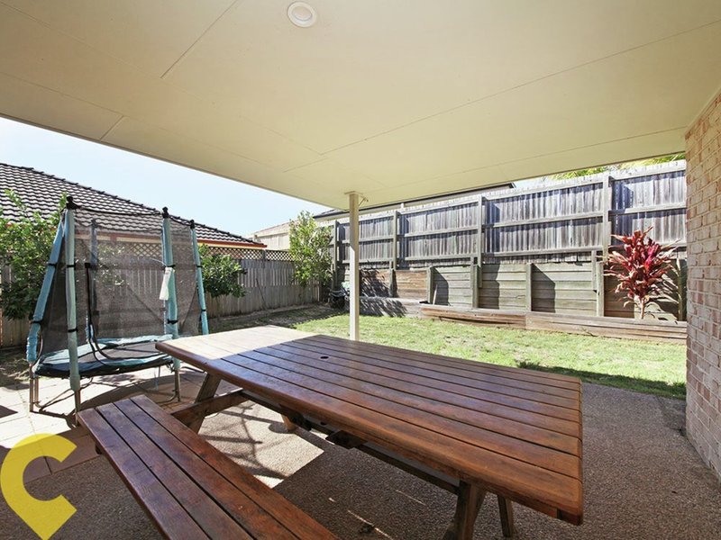 Photo - 4 Mckinlay Crescent, Murrumba Downs QLD 4503 - Image 14