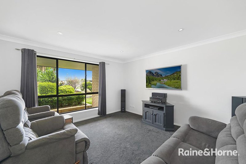 Photo - 4 Mcternan Place, Worrigee NSW 2540 - Image 4