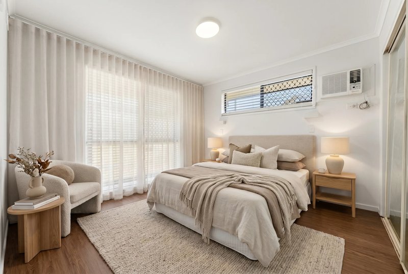 Photo - 4 Meadow Crescent, Beenleigh QLD 4207 - Image 6