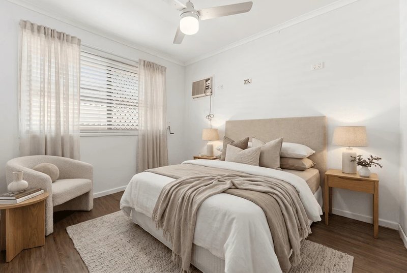 Photo - 4 Meadow Crescent, Beenleigh QLD 4207 - Image 8