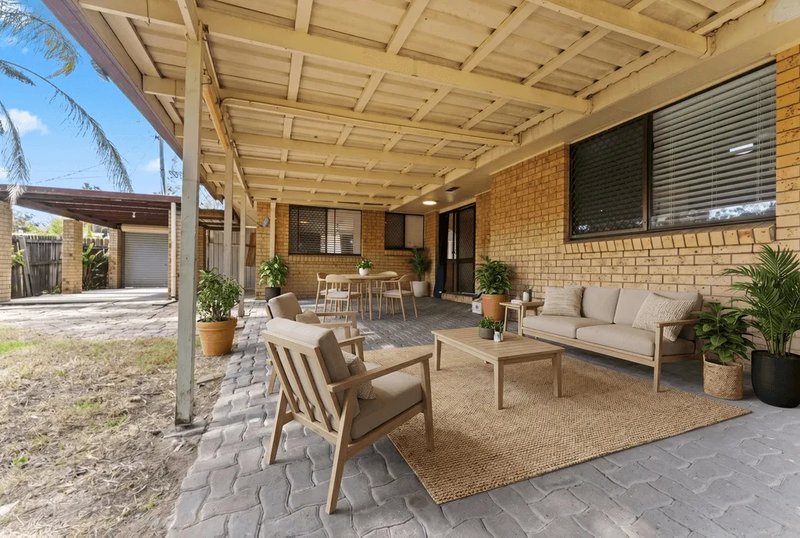 Photo - 4 Meadow Crescent, Beenleigh QLD 4207 - Image 11