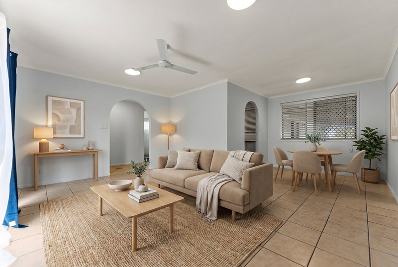 Photo - 4 Meadow Crescent, Beenleigh QLD 4207 - Image 5