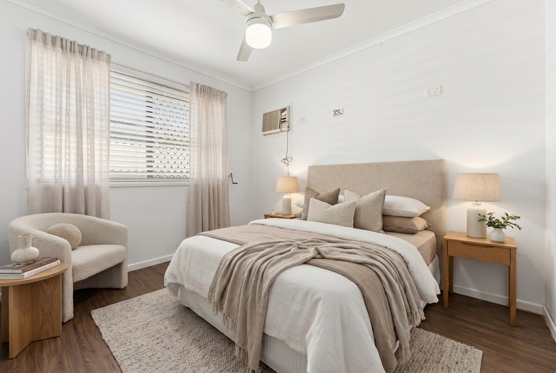 Photo - 4 Meadow Crescent, Beenleigh QLD 4207 - Image 8