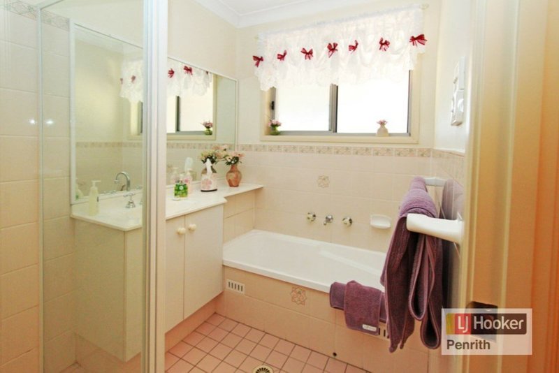 Photo - 4 Medea Place, Dean Park NSW 2761 - Image 8