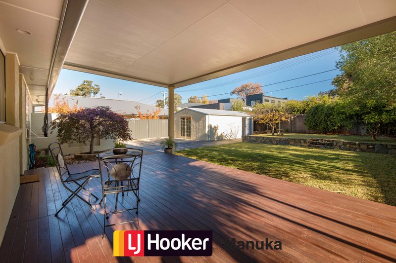 Photo - 4 Medley Street, Chifley ACT 2606 - Image 14