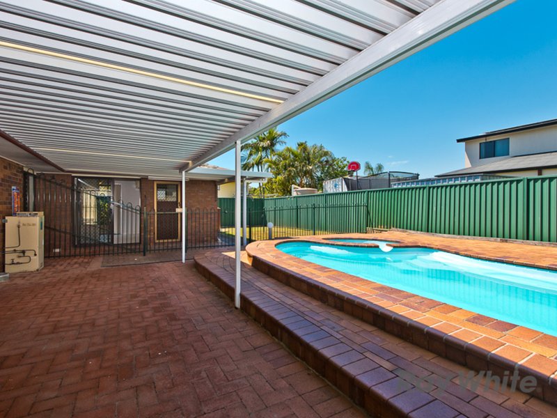 Photo - 4 Meelagh Street, Bracken Ridge QLD 4017 - Image 11