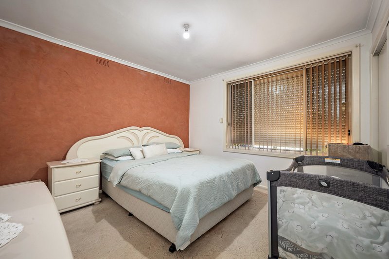 Photo - 4 Melba Street, Downer ACT 2602 - Image 8