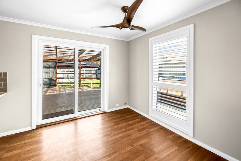 Photo - 4 Membrey Close, Werribee VIC 3030 - Image 7