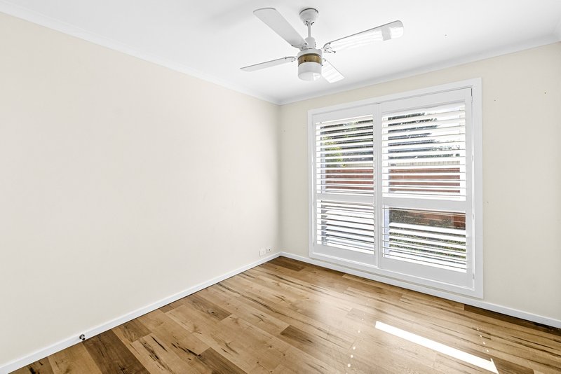 Photo - 4 Membrey Close, Werribee VIC 3030 - Image 8