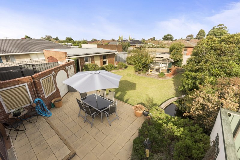 Photo - 4 Merrett Avenue, Hoppers Crossing VIC 3029 - Image 14