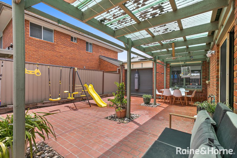 Photo - 4 Merrigan Court, Roxburgh Park VIC 3064 - Image 12