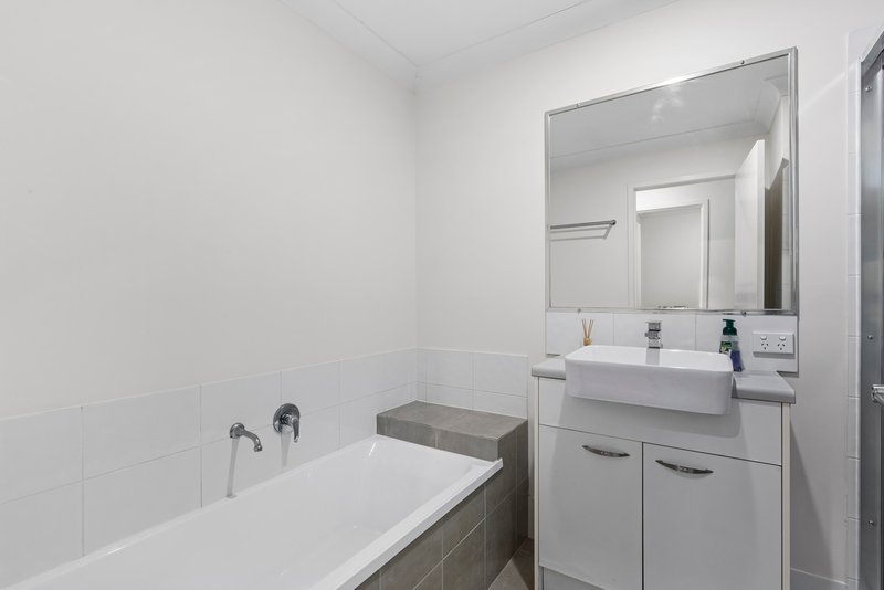 Photo - 4 Mersey Street, Upper Coomera QLD 4209 - Image 10