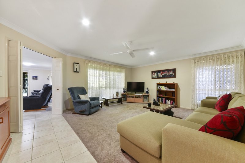 Photo - 4 Michael Place, Bracken Ridge QLD 4017 - Image 3