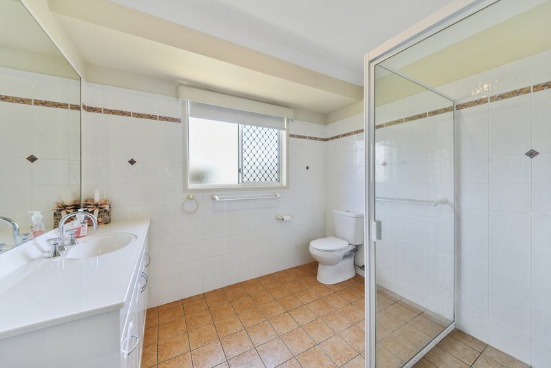 Photo - 4 Michael Place, Bracken Ridge QLD 4017 - Image 13