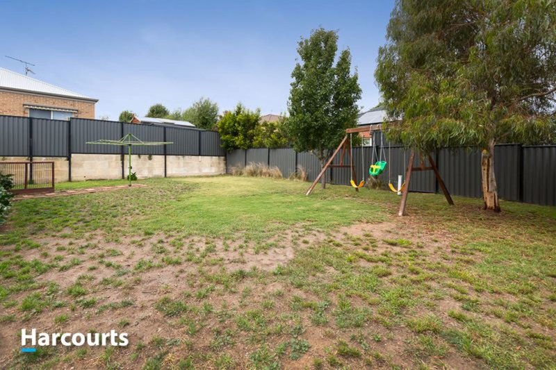 Photo - 4 Michigan Grange, Pakenham VIC 3810 - Image 13