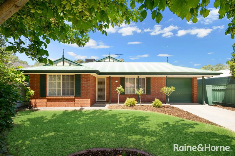 Photo - 4 Middlebrook Court, Woodcroft SA 5162 - Image 2