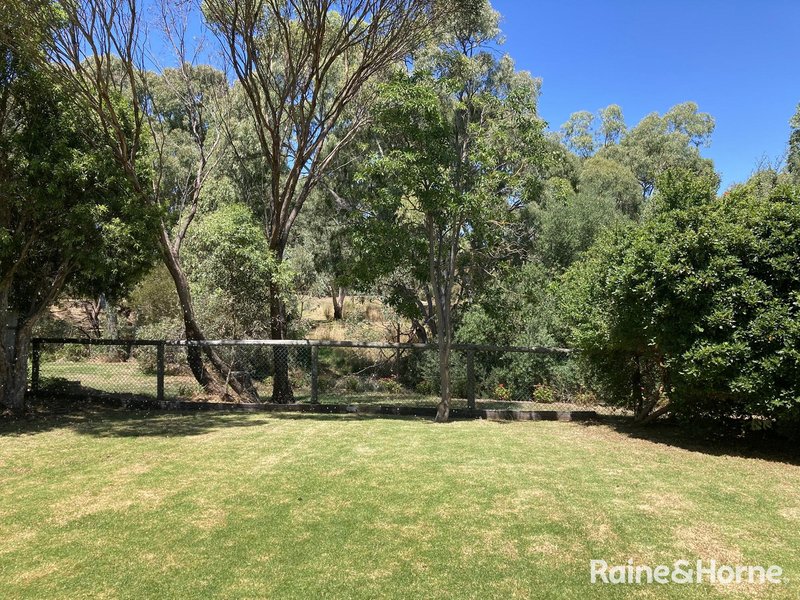 Photo - 4 Middlebrook Court, Woodcroft SA 5162 - Image 12