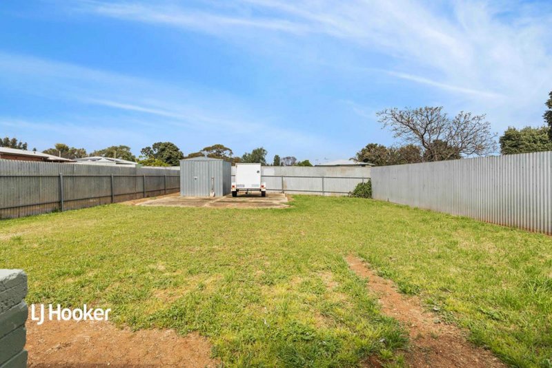 Photo - 4 Midlow Road, Elizabeth Downs SA 5113 - Image 16