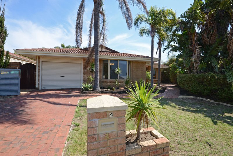 4 Millbrook Grove, Beldon WA 6027