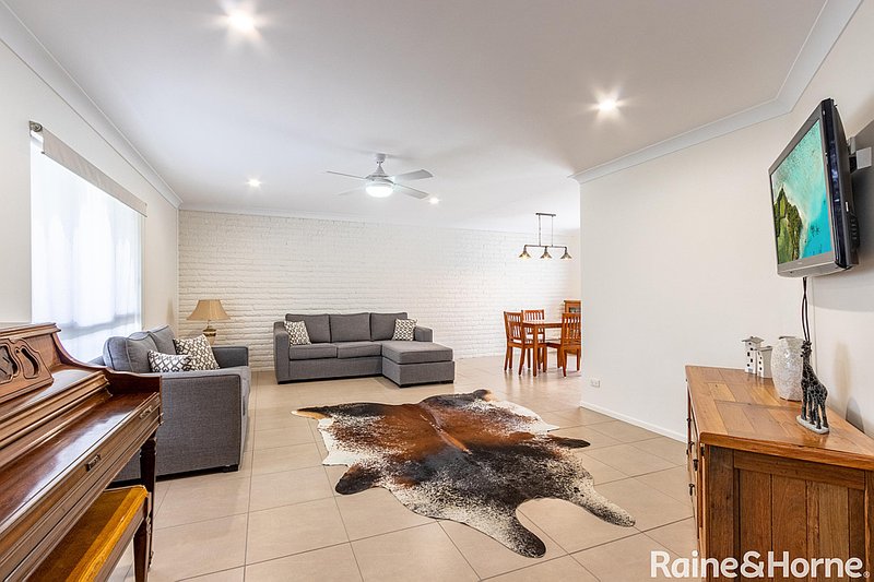 Photo - 4 Miller Street, Windradyne NSW 2795 - Image 3