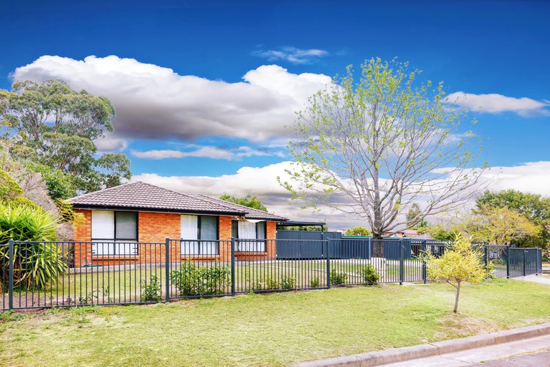 4 Milligan Road, Cranebrook NSW 2749