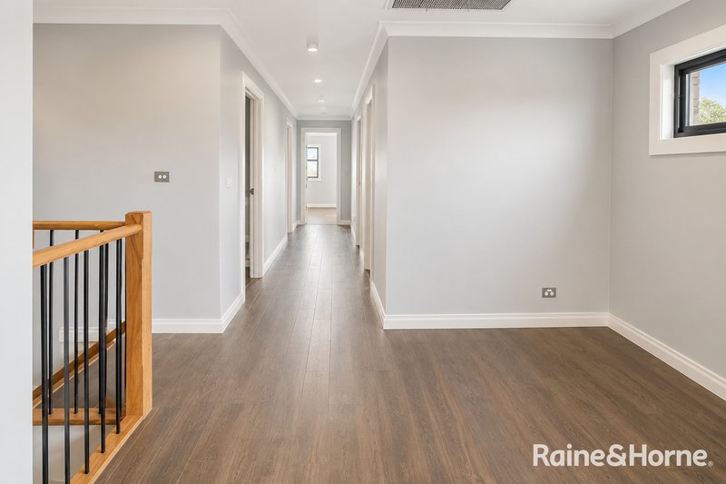 Photo - 4 Millport Rise, Greenvale VIC 3059 - Image 6