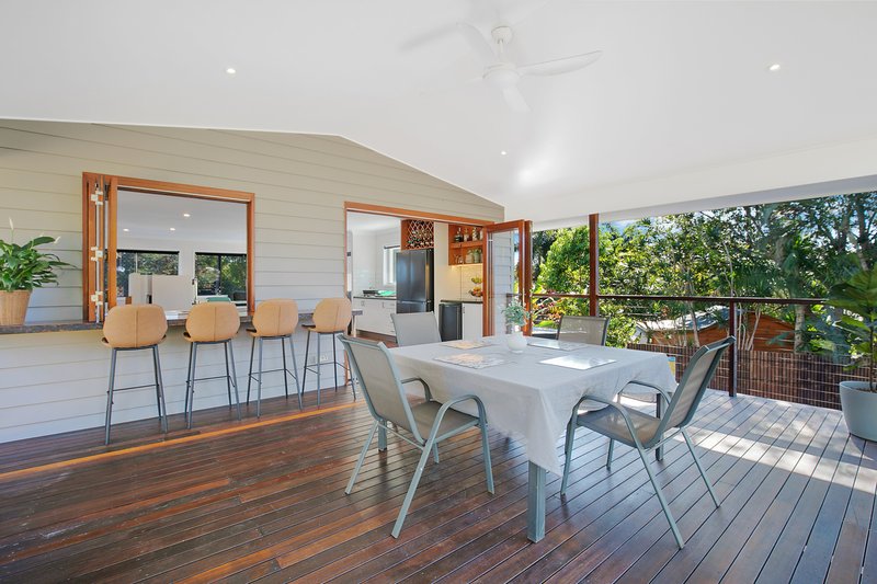 Photo - 4 Mindarie Crescent, Wellington Point QLD 4160 - Image 9