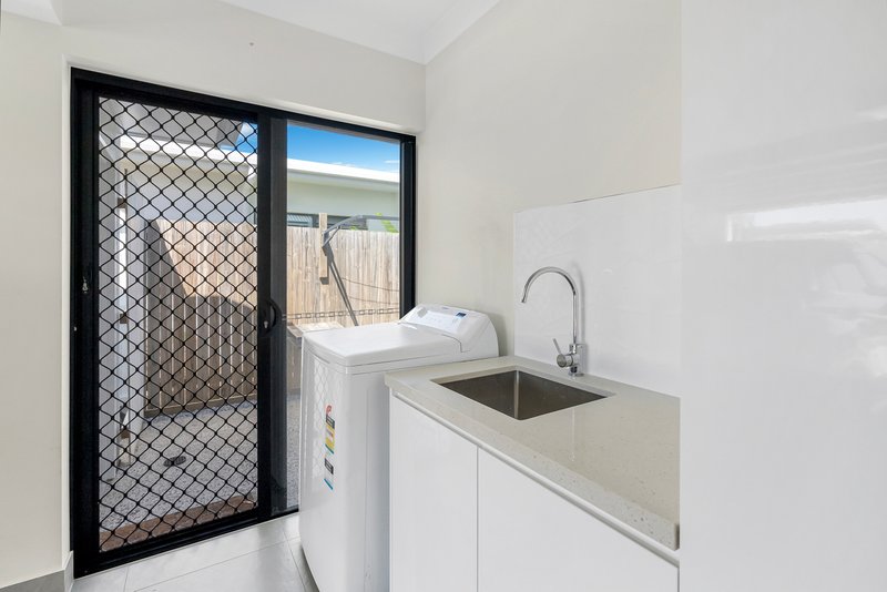 Photo - 4 Mindil Street, Kewarra Beach QLD 4879 - Image 25