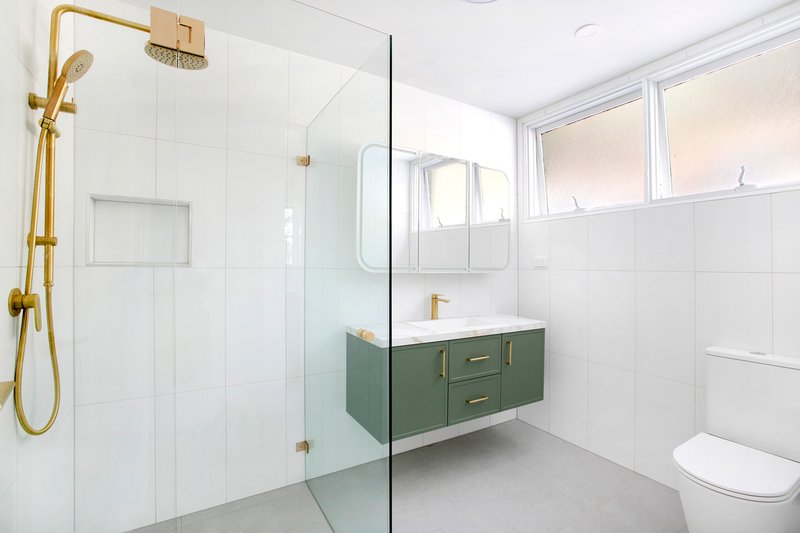 Photo - 4 Minnamurra Avenue, Pymble NSW 2073 - Image 5