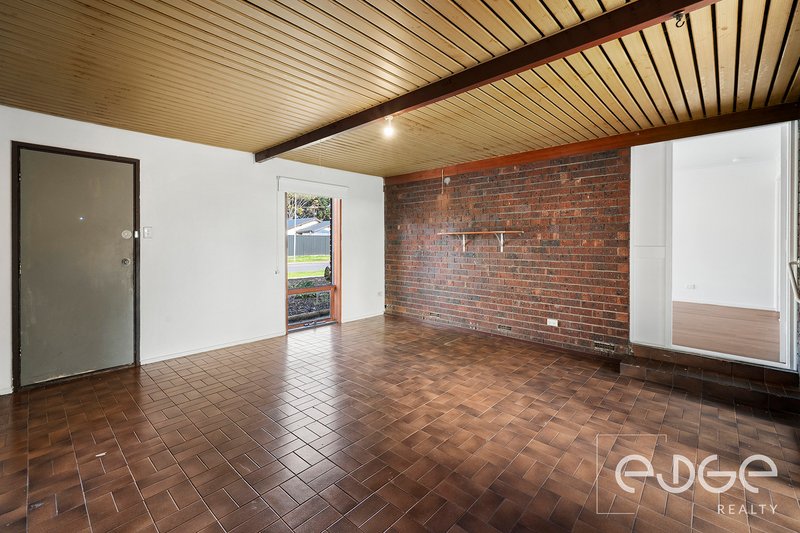 Photo - 4 Miranda Road, Paralowie SA 5108 - Image 4
