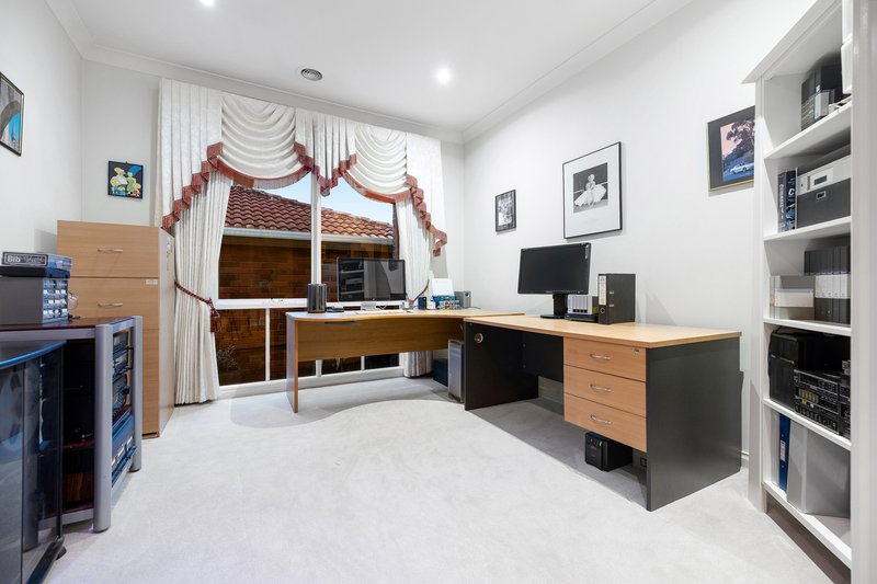 Photo - 4 Miriam Close, Wantirna South VIC 3152 - Image 12
